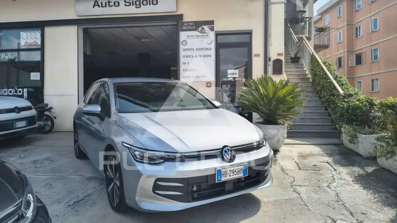 2025 Volkswagen GOLF
