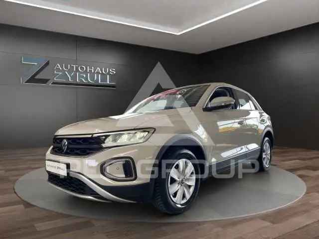 2025 Volkswagen T-Roc