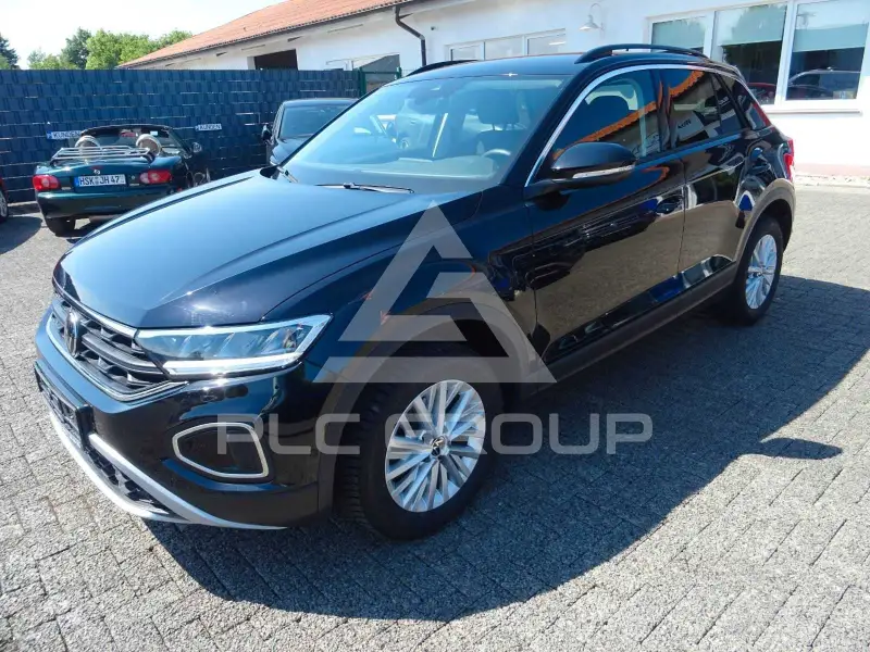 2025 Volkswagen T-Roc