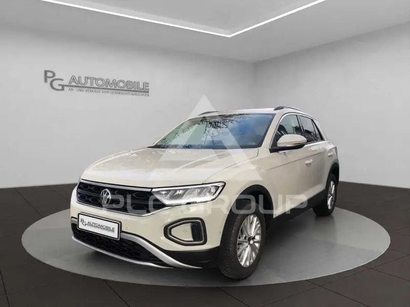 2025 Volkswagen T-Roc