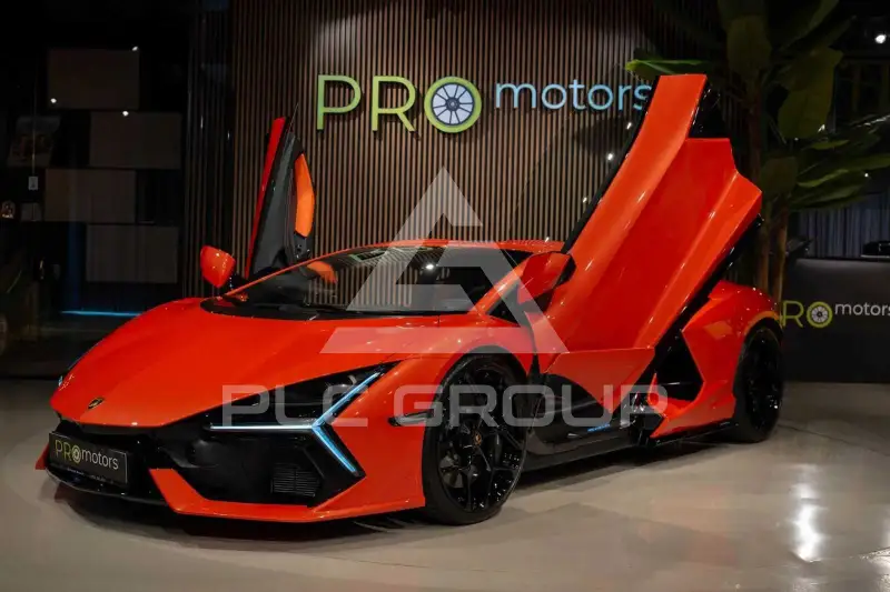 2025 Lamborghini Revuelto