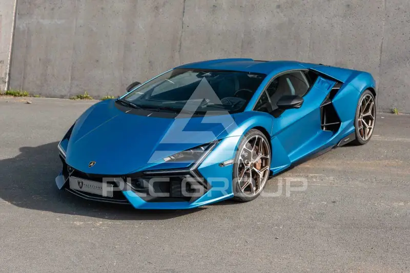 2025 Lamborghini Revuelto