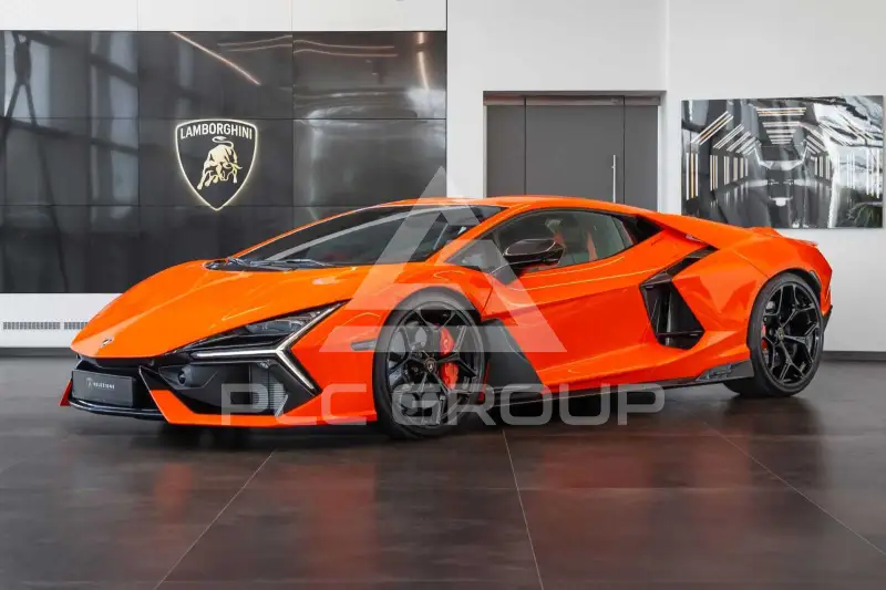 2025 Lamborghini Revuelto
