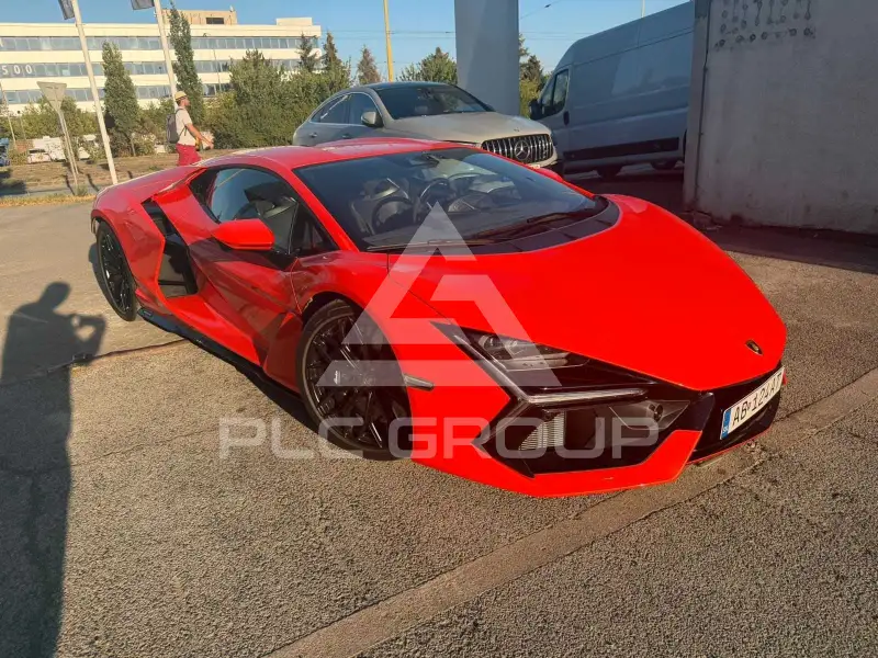 2025 Lamborghini Revuelto