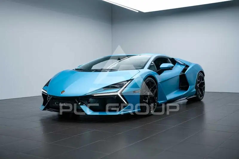 2025 Lamborghini Revuelto