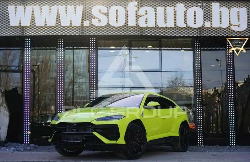 2025 Lamborghini Urus