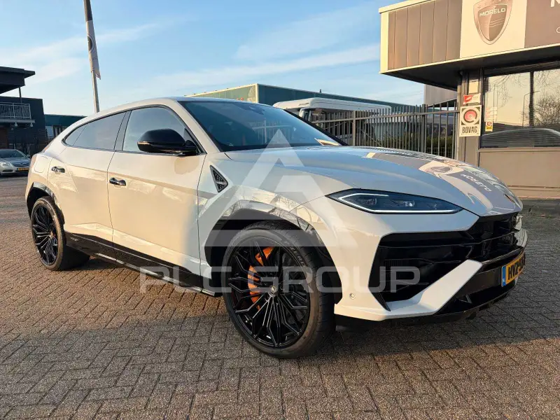 2025 Lamborghini Urus