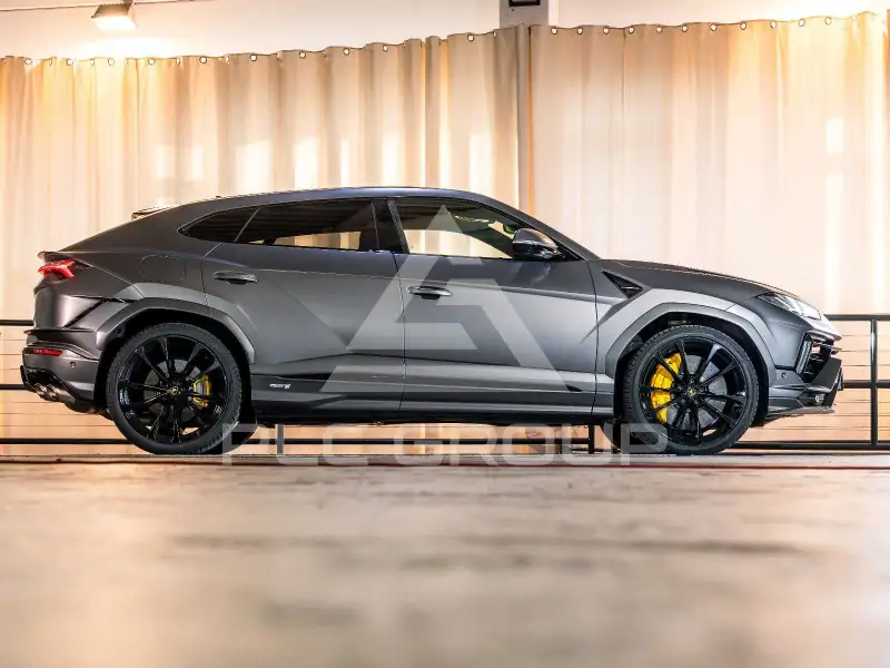 2025 Lamborghini Urus