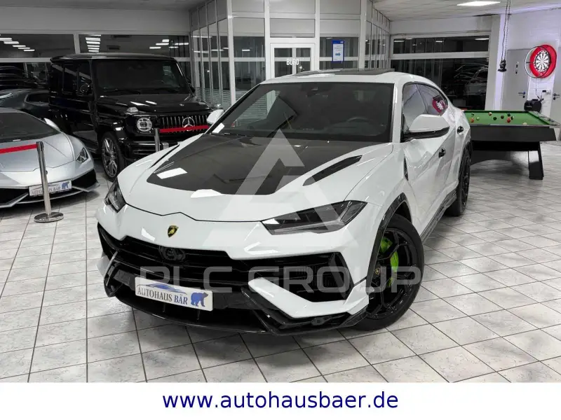 2025 Lamborghini Urus