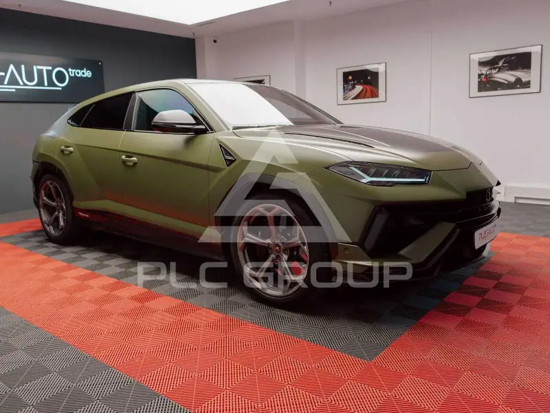 2025 Lamborghini Urus
