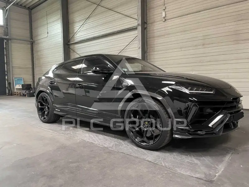 2025 Lamborghini Urus