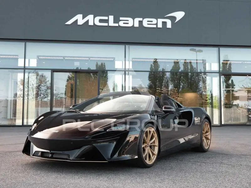 2025 McLaren ARTURA