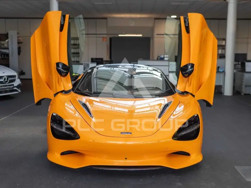 2025 McLaren 750S