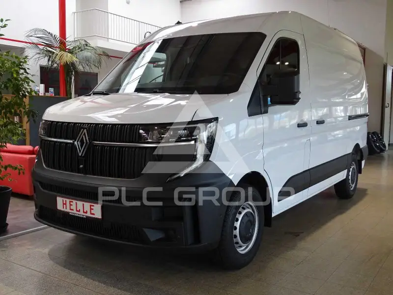 2025 Renault Master