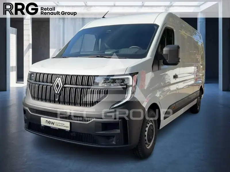 2025 Renault Master