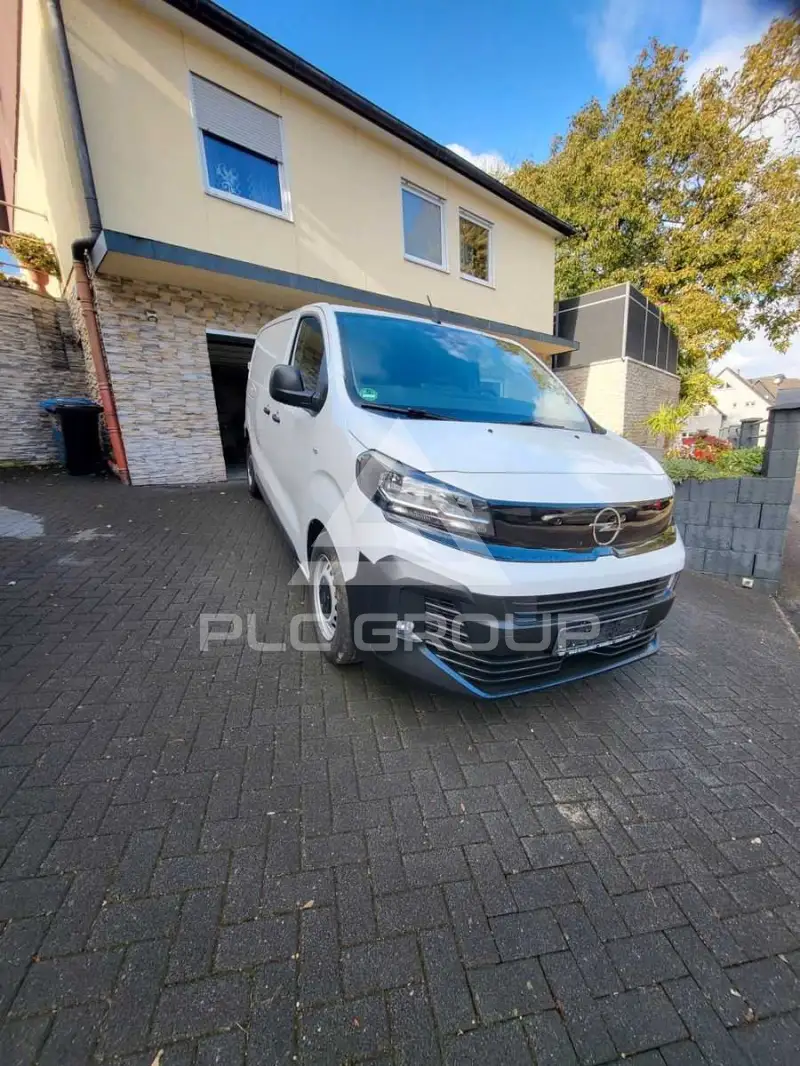 2025 Opel Vivaro