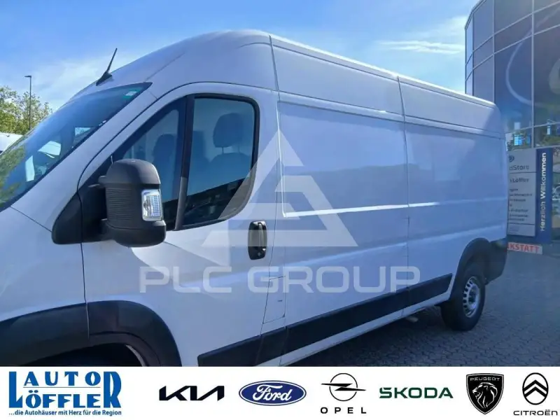 2025 Opel Movano