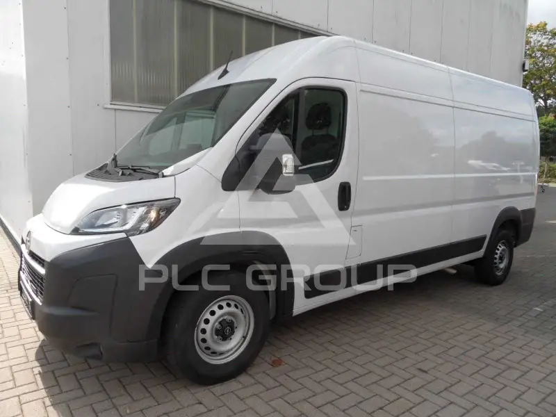 2025 Opel Movano