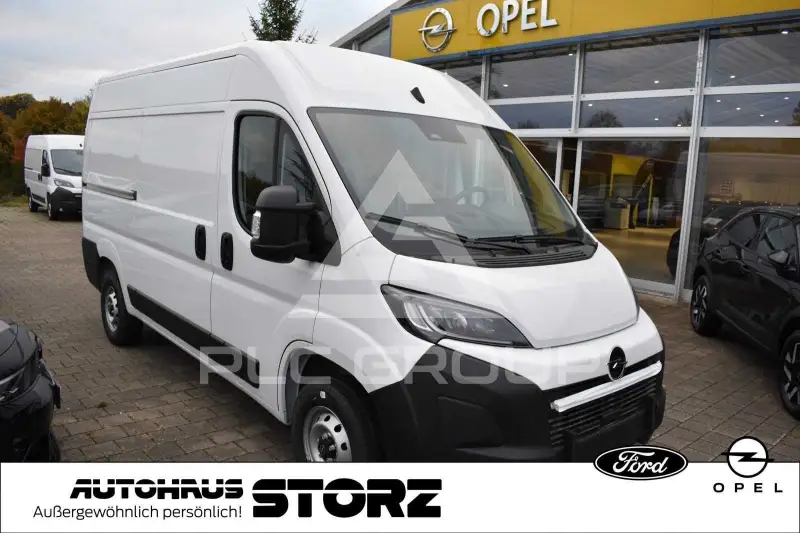 2025 Opel Movano