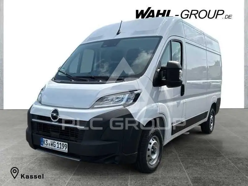 2025 Opel Movano