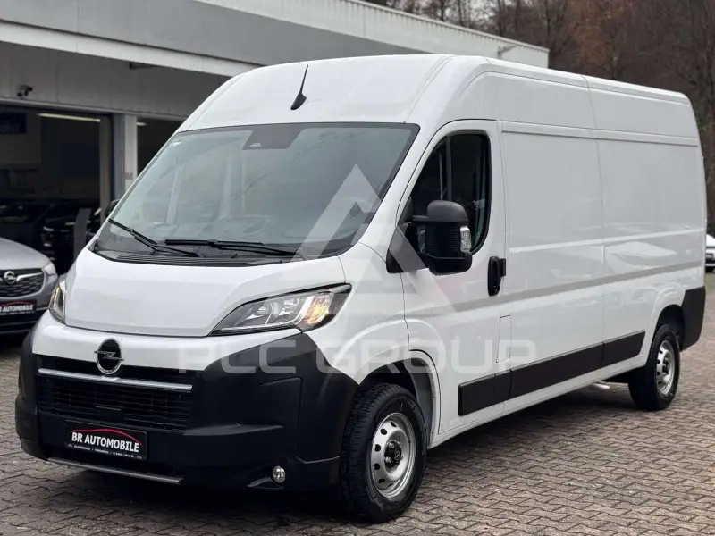 2025 Opel Movano
