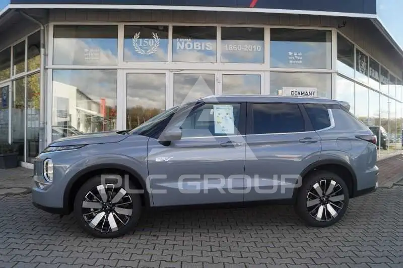 2026 Mitsubishi OUTLANDER
