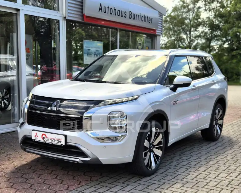 2026 Mitsubishi OUTLANDER