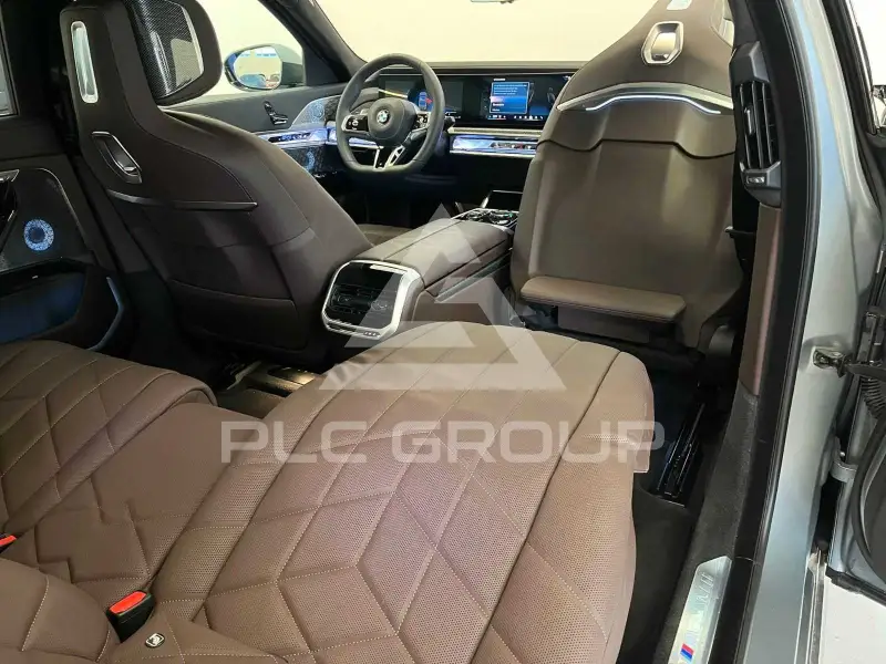 2026 BMW 740