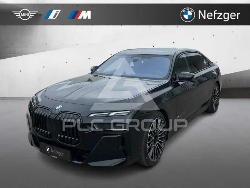 2026 BMW 740