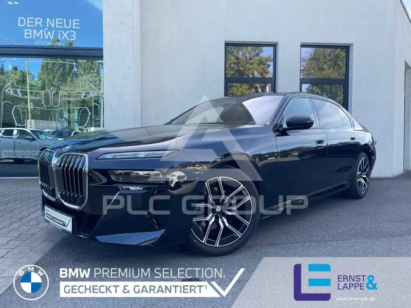 2026 BMW 740