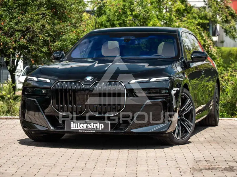 2026 BMW 740