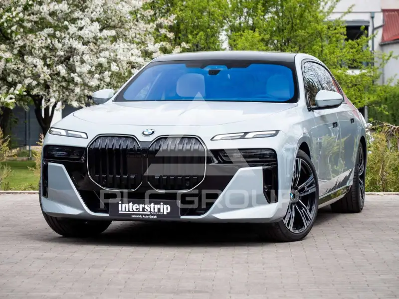 2026 BMW 740