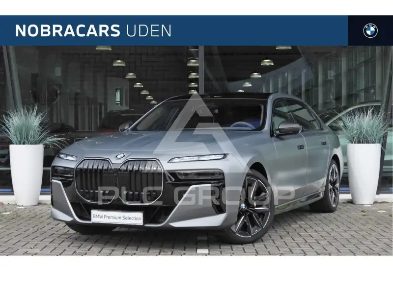 2026 BMW 740