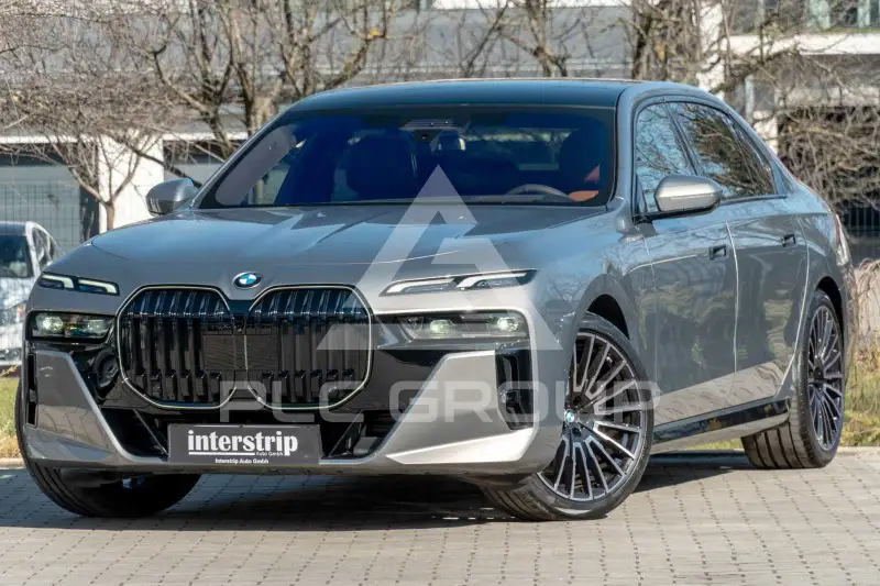 2026 BMW 740