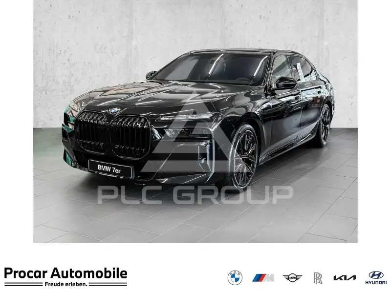 2026 BMW 740