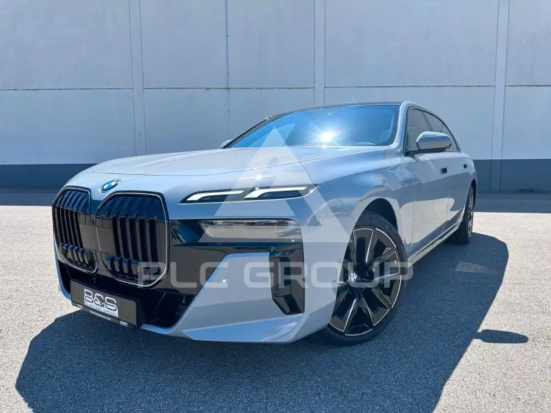 2026 BMW 740