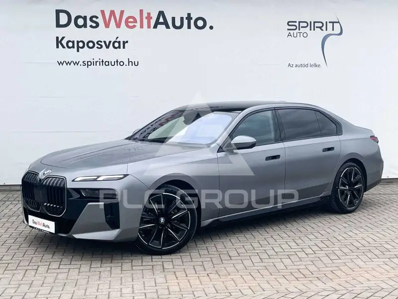 2026 BMW 740