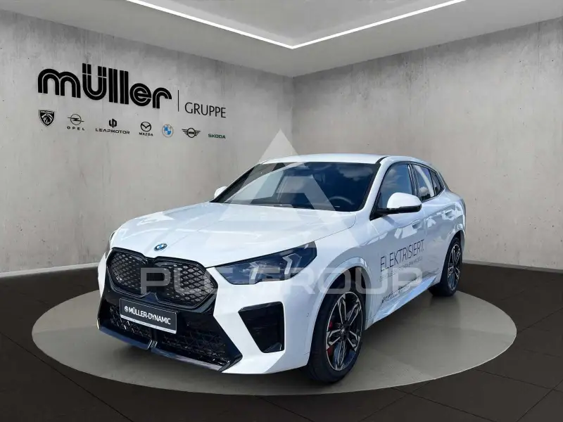 2026 BMW iX