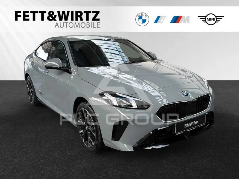 2026 BMW 220