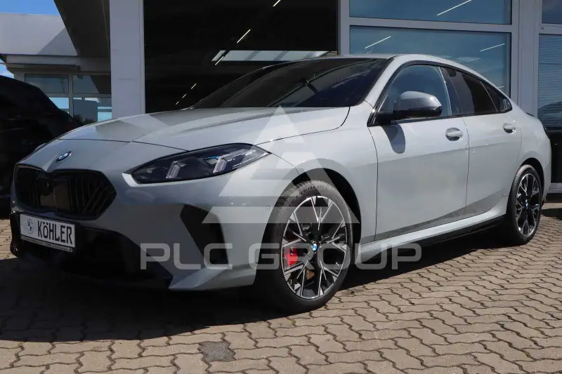 2026 BMW 220