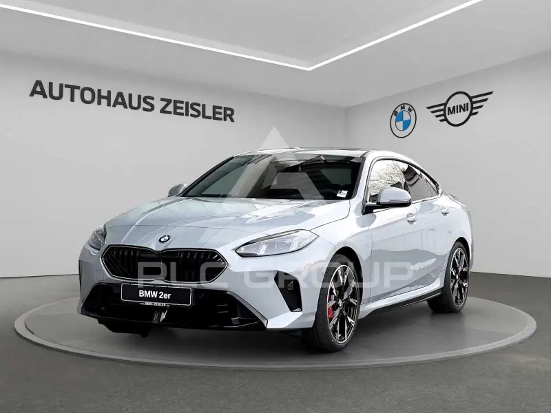 2026 BMW 220