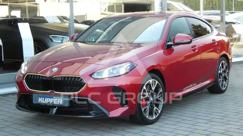 2026 BMW 220