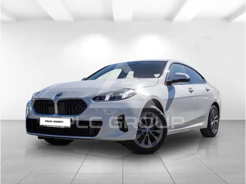 2026 BMW 220