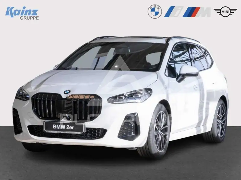 2026 BMW 223