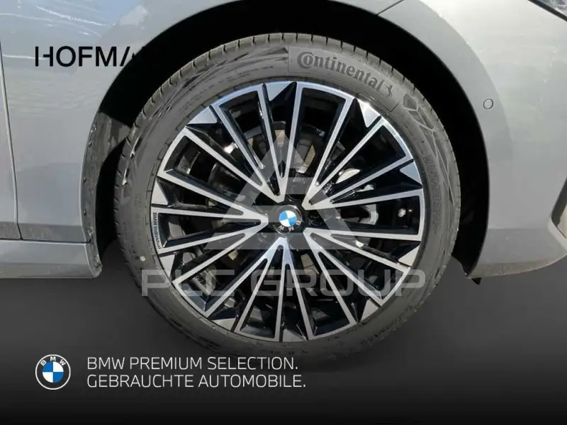 2026 BMW 223