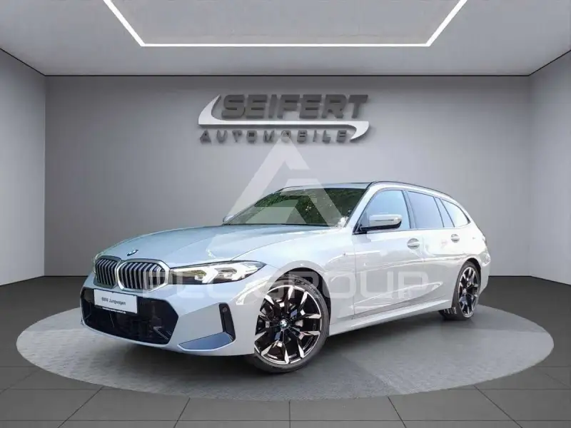 2026 BMW 320