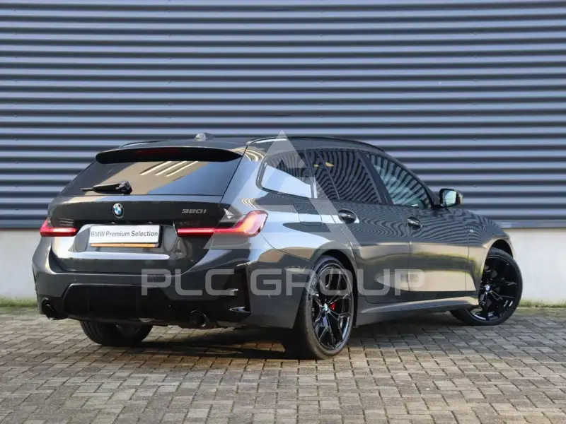 2026 BMW 320