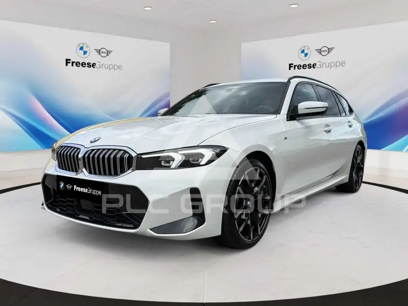 2026 BMW 320