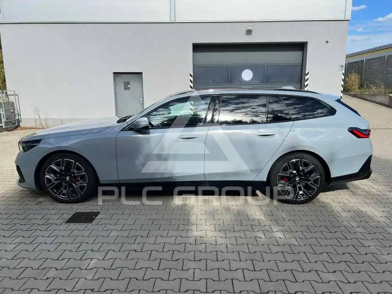2026 BMW 540