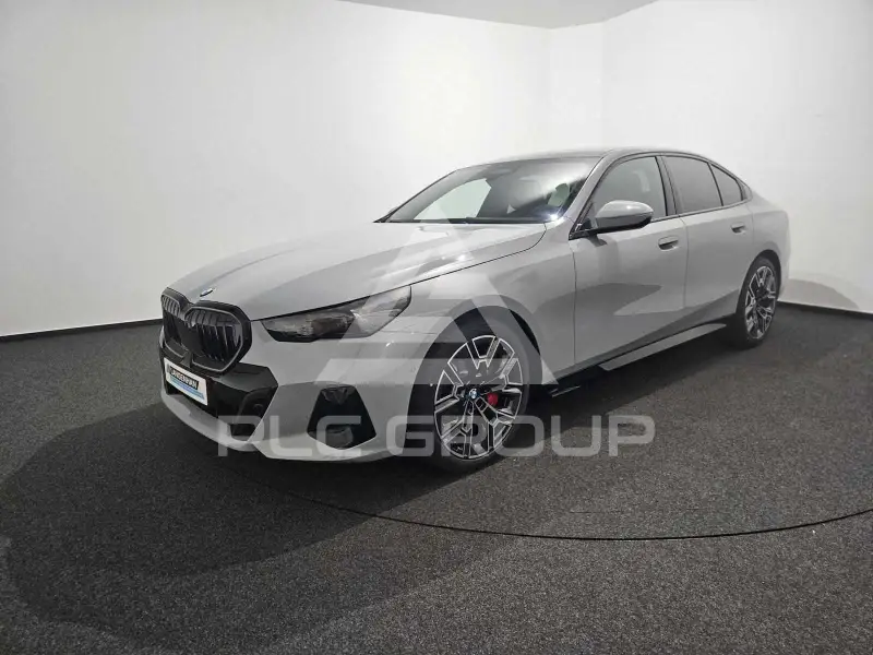 2026 BMW 540